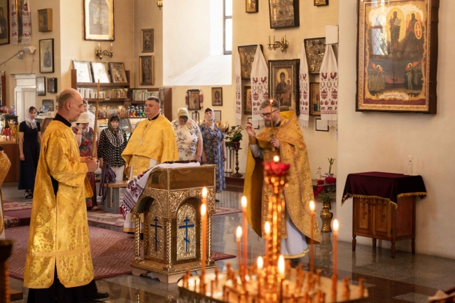 Божественна літургія у сьому Неділю після П’ятдесятниці