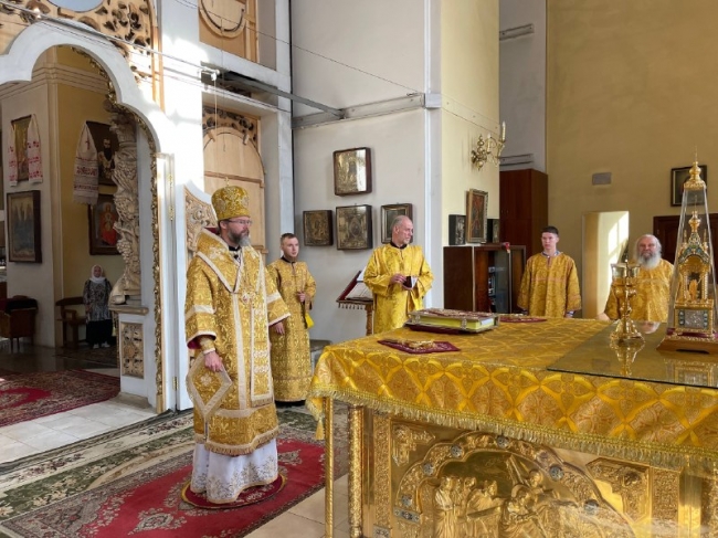 Божественна літургіяя у восьму Неділю після П’ятдесятниці