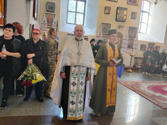 Чин відспівування воїнів Дорошенка Віталія Костянтиновича, Мусоріна Владислава Сергійовича та Ладура